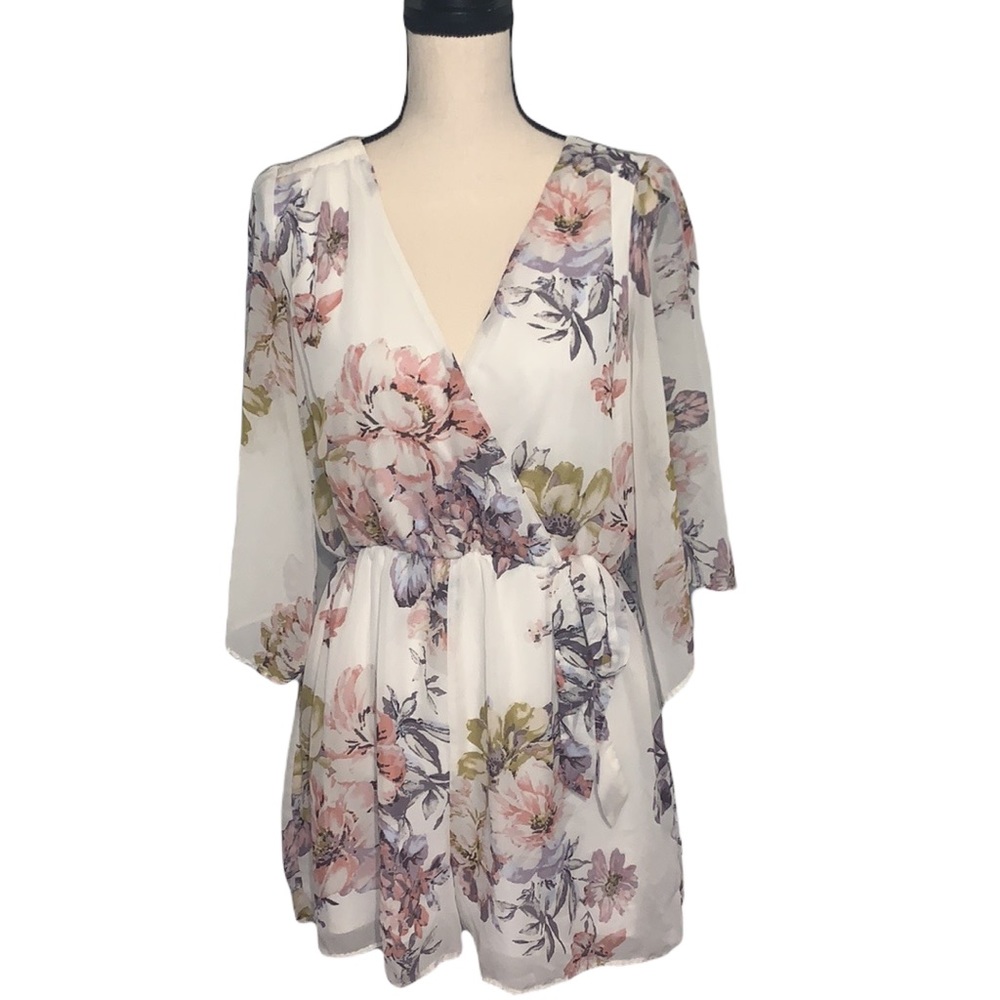 Charlotte Russe White Floral Faux Wrap Deep V Neck Romper Sz Large